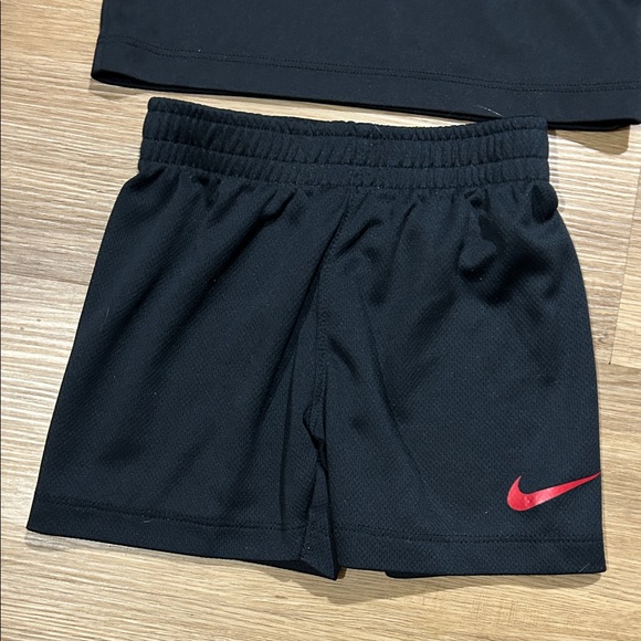 2 Sets Nike Black and Gray Boys T-Shirt and Shorts Set- size 18 Months - Picture 7 of 14